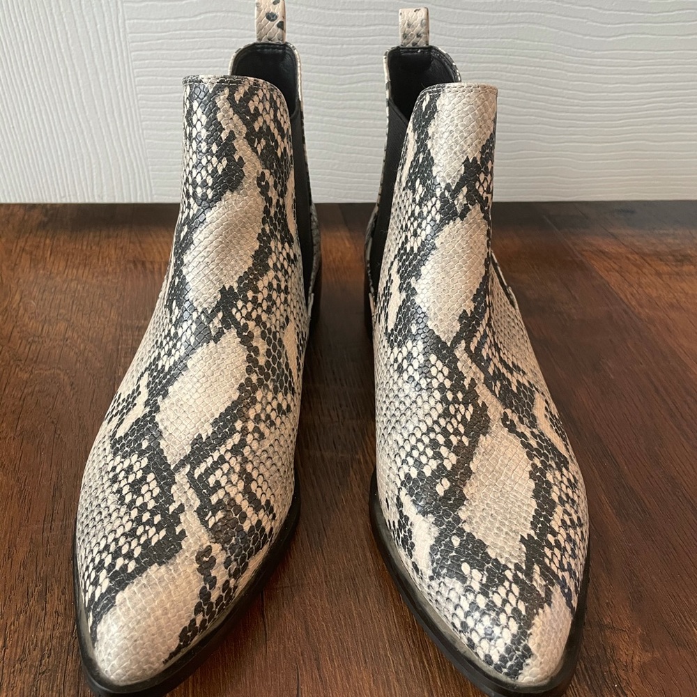 Steve Madden snake skin booties